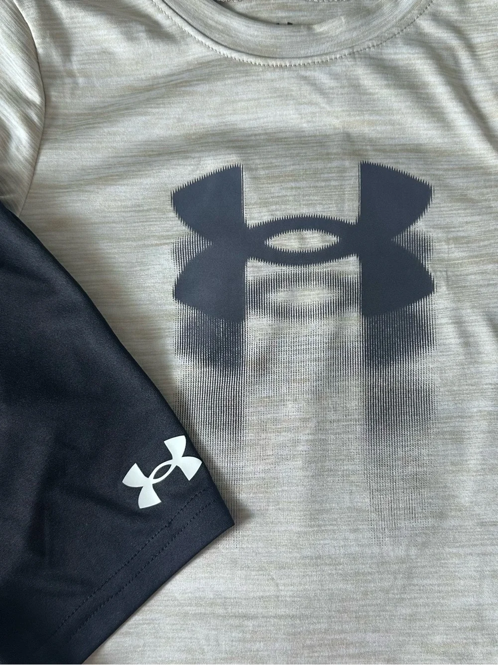 Under Armour Boys 2 Piece Shorts Set Size 4 NWT Tan Black Athletic Outfit Logo
